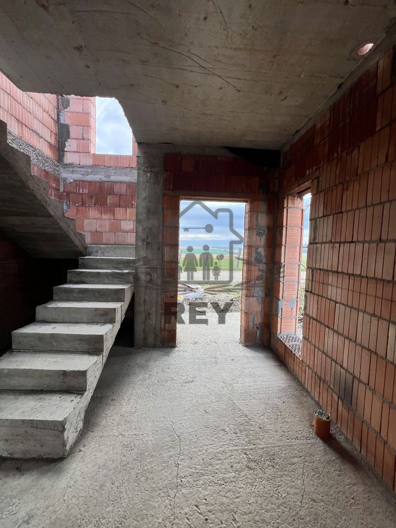 Casă single 4-5 camere / 500mp teren / Sura Mică / Sibiu - Poză 11