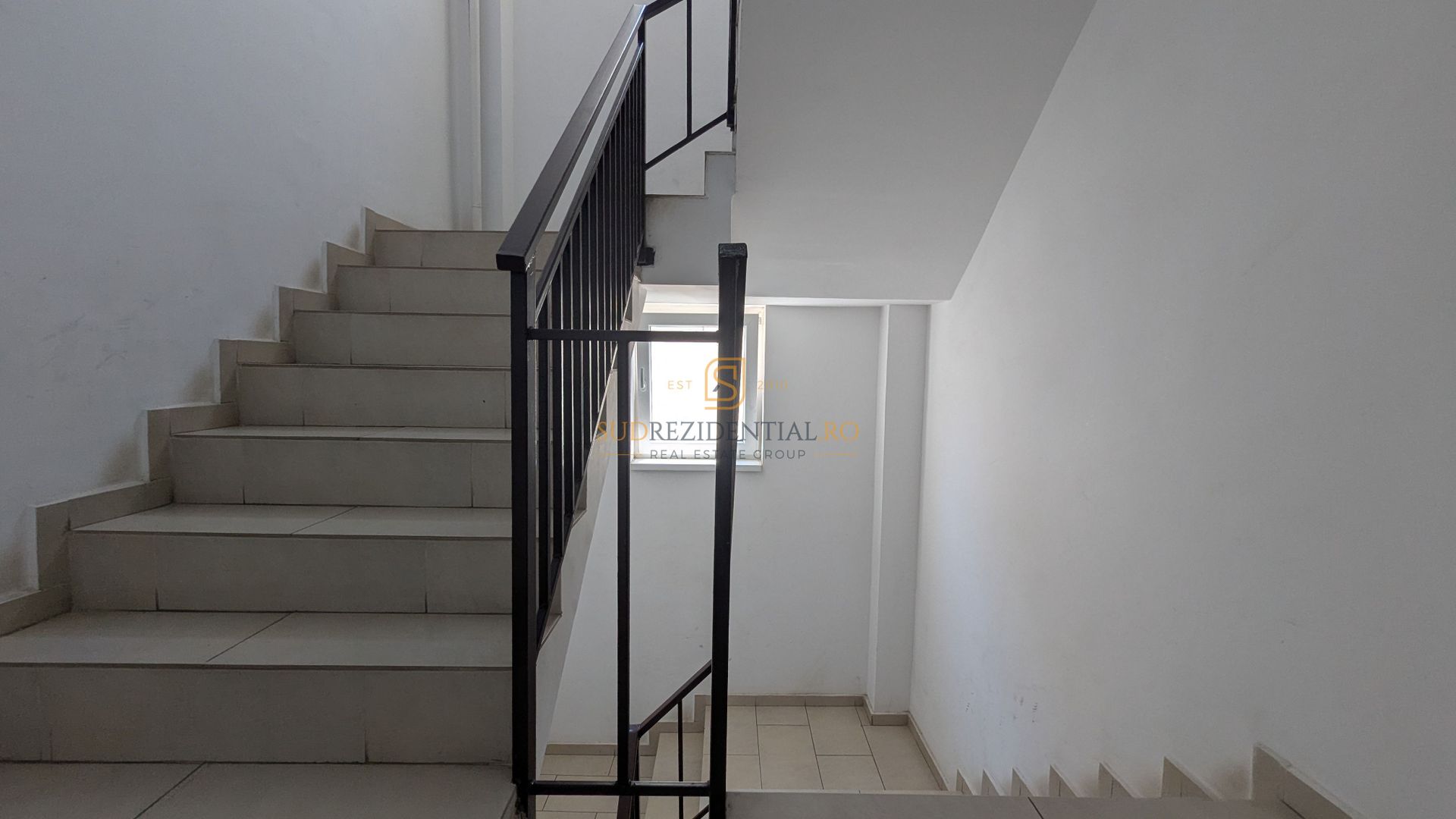 Apartament 2 camere, decomandat, loc de parcare, Drumul Fermei - Poză 13