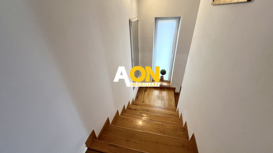 Casa de vanzare - 5 Camere, 2 Bai,  Garaj, 1000mp Teren - Poză 13