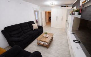 Apartament 4 camere DECOMANDAT – Ultracentral, Bd. Mihai Eminescu - Poză 2