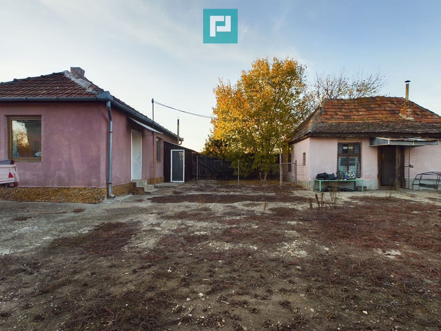 Teren generos și casă în Sânnicolau Mic - Poză 13