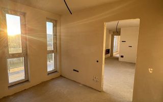 Apartament de vânzare. Mărăști, 3 camere, semifinisat, 21 mp terasă. - Poză 2