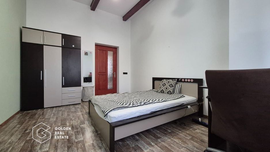 Casa cu teren de 958 mp, oras Lipova - Poză 5