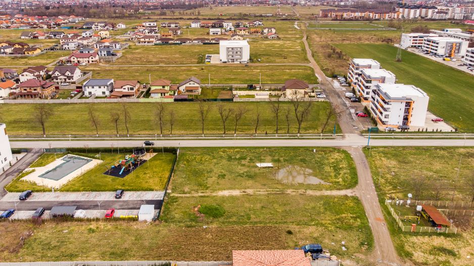 Teren de 2300mp pentru locuințe Chișoda - Poză 6