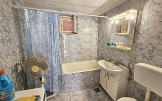 Casa cu 2 corpuri de cladire, 744 mp teren, toate utilitatile, Micesti - Poză 12