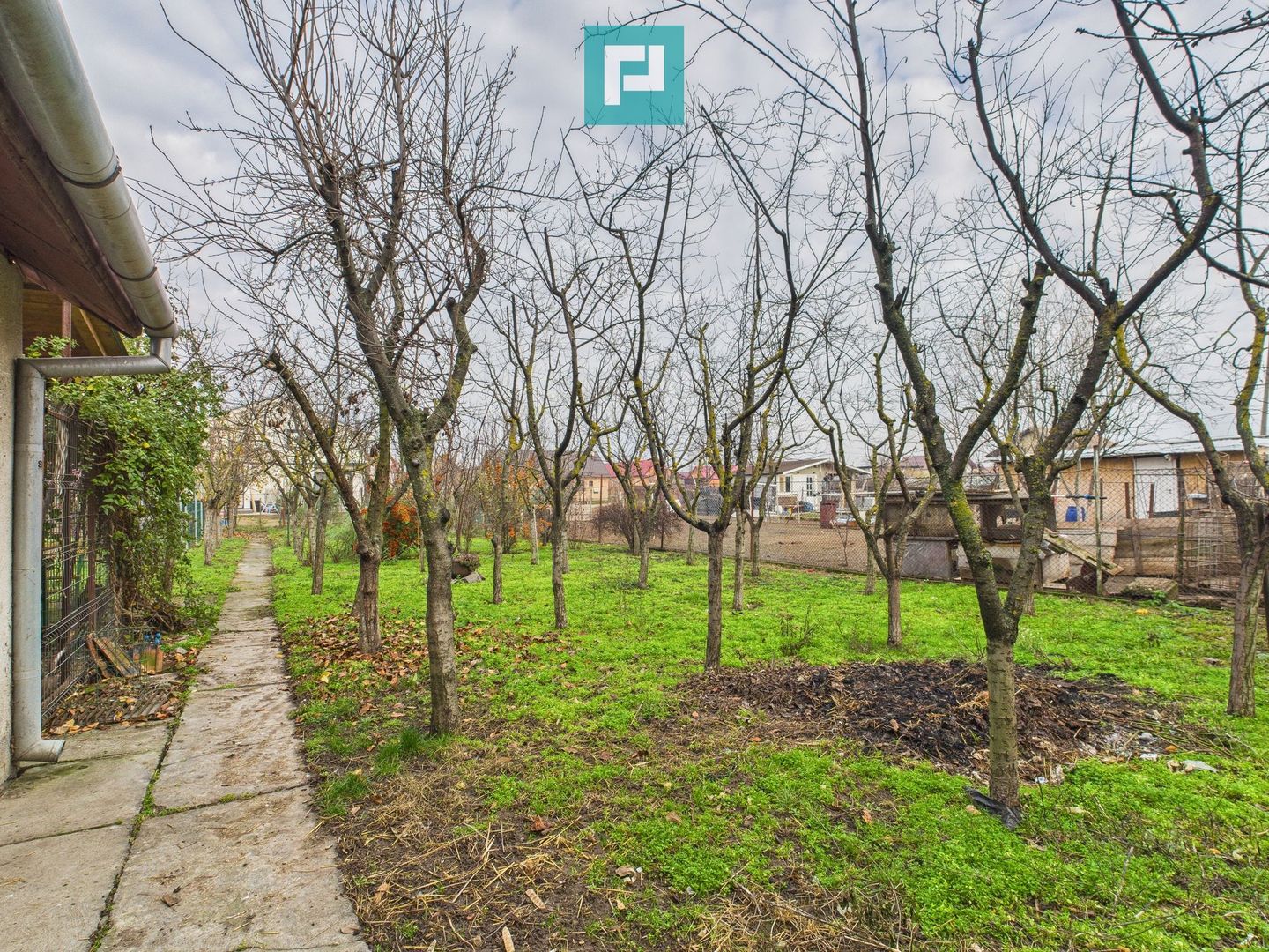 Casă cu teren 930 mp în Becicherecu Mic - Poză 23