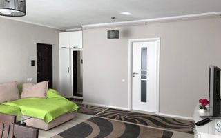 Vind apartament 3 camere zona Vivo - Poză 2