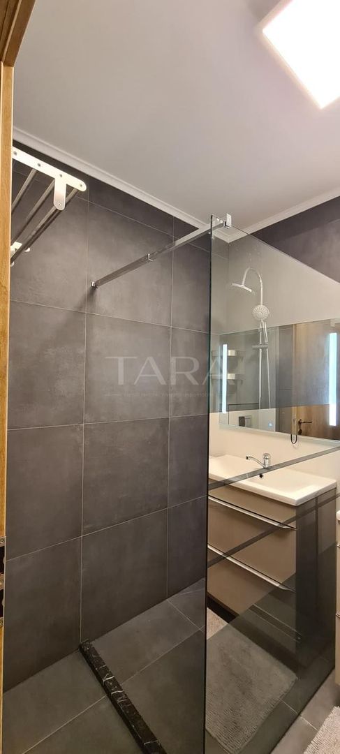 Apartament cu curte privată în imobil nou, Borhanci - Poză 9