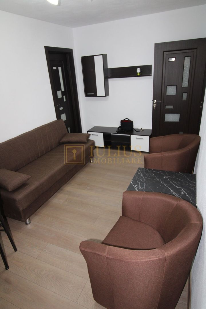 la 3-5 minute de Spitalul Judetean, Complex, centrala proprie, renovat recent - Poză 8