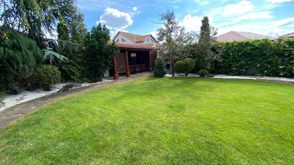 Casa in stil clasic zona Ghiroda - Poză 20