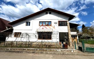 Casă P+1E cu teren generos de 697 mp, zona foarte buna Campina, PH - Poză 1