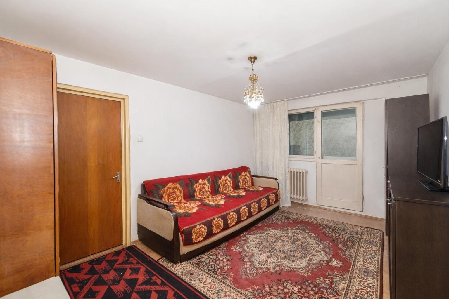 Apartament cu 2 camere de vanzare in zona Titan, 37 mp utili - Poză 1