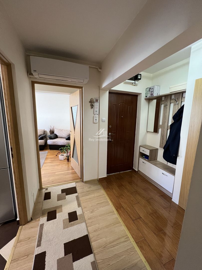 Zona Cireșica/Apartament 3 camere/2băi,balcon,logie,cămară,debara - Poză 5