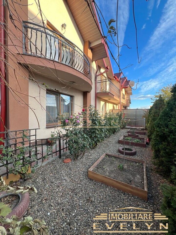 Casa tip duplex de vanzare + teren, zona Manastirea Doamnei. - Poză 8