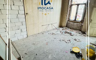 De vânzare Apartament 3 camere de renovat B-dul Decebal Arad - Poză 18