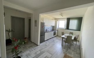 Apartament de vanzare cu 3 camere in Floresti - Poză 1