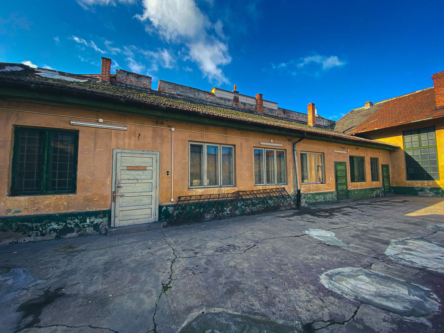 Spatii Ateliere - Depozitare | P-ta Maria | Acces Parcare Privata - Poză 3