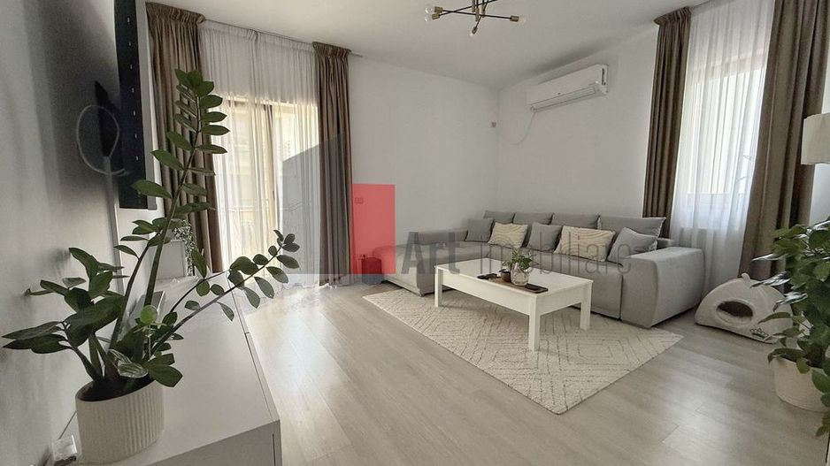 Apartament 3 camere, 80 mp si parcare inclusa Padurea Roşu -Militari - Poză 1