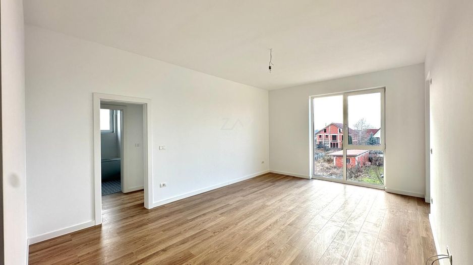 Bloc finalizat. Lift. Decomandat. Loc parcare. - Poză 1