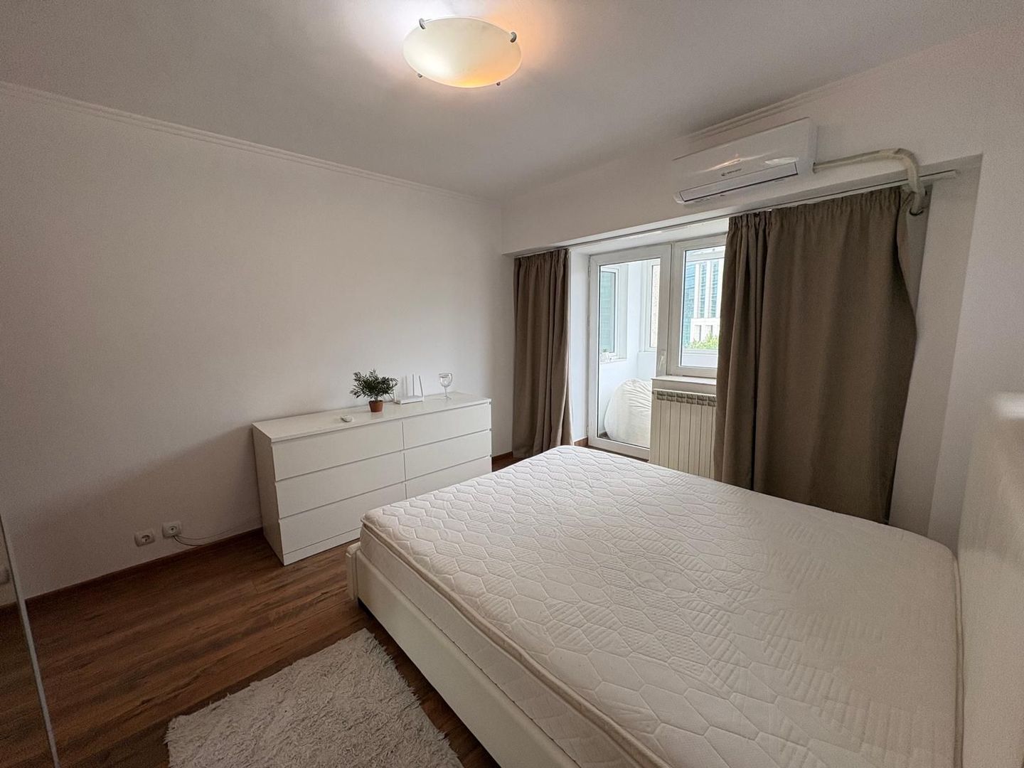 AP. 2 CAMERE- PIATA UNIRII, PET-FRIENDLY, METROU 5 MINUTE, MODERN - Poză 6