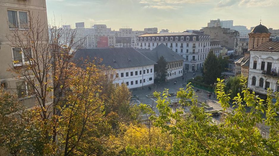 2 camere spatios, B-dul Bratianu, 50 m de metrou, vedere spate - Poză 12