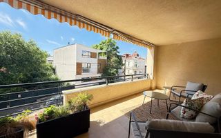 DE ÎNCHIRIAT ‖ APARTAMENT PREMIUM ‖ ULTRACENTRAL VICTORIEI ‖ PARCARE + BOXA - Poză 2