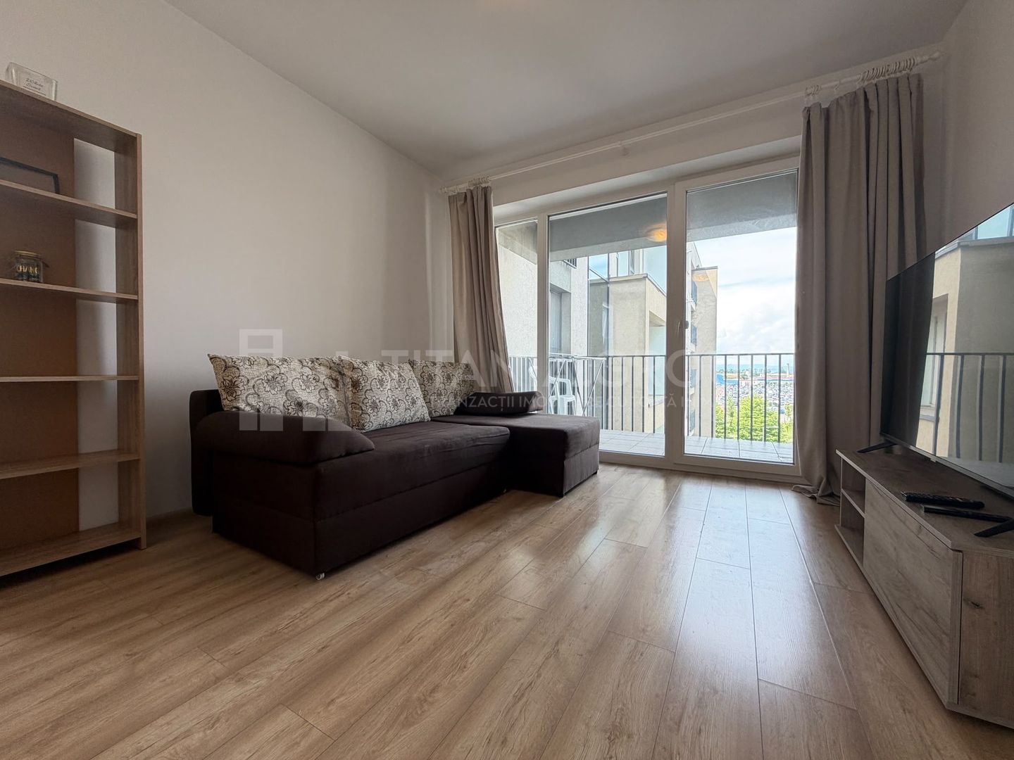 Apartament cu 2 camere, tip studio, mobilat și utilat, Kasper, Coresi - Poză 2