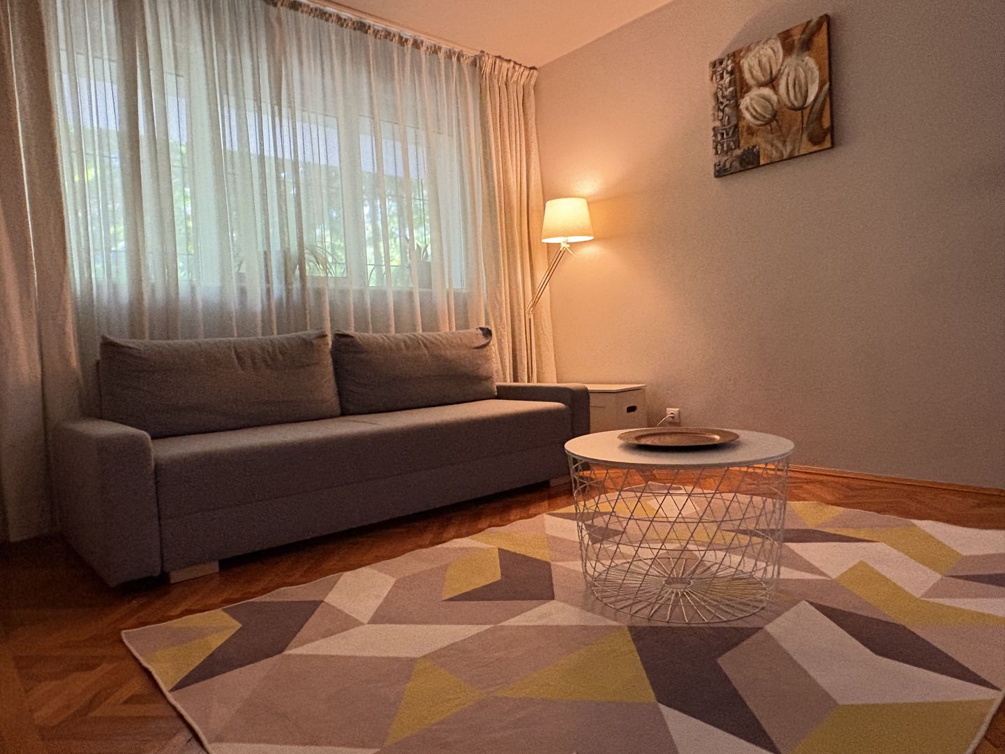 APARTAMENT METROU DRISTOR / PARTER INALT - Poză 1