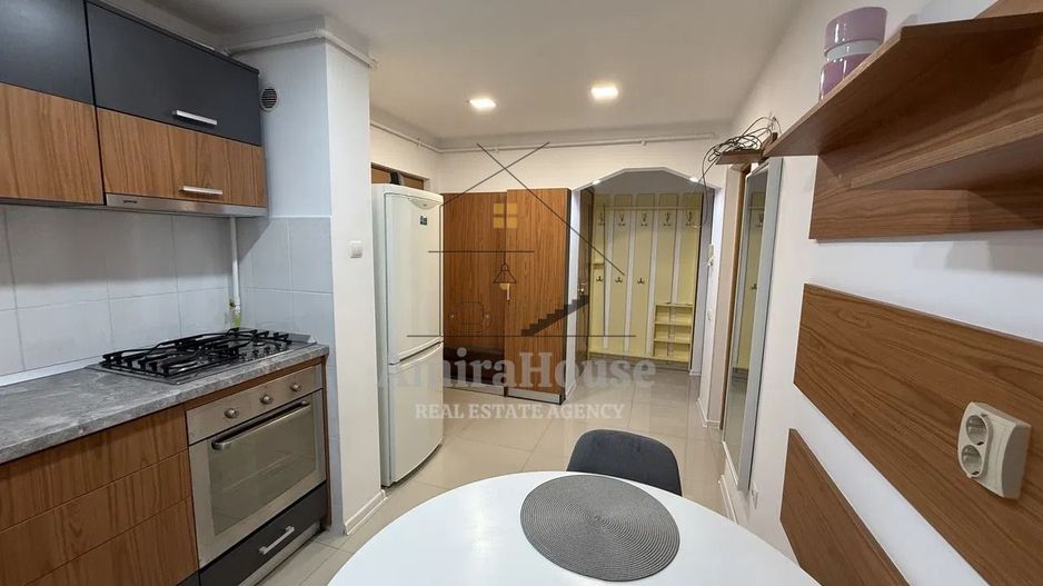 Apartament 3 camere mobilat si 2 garaje zona Bucium - Poză 4