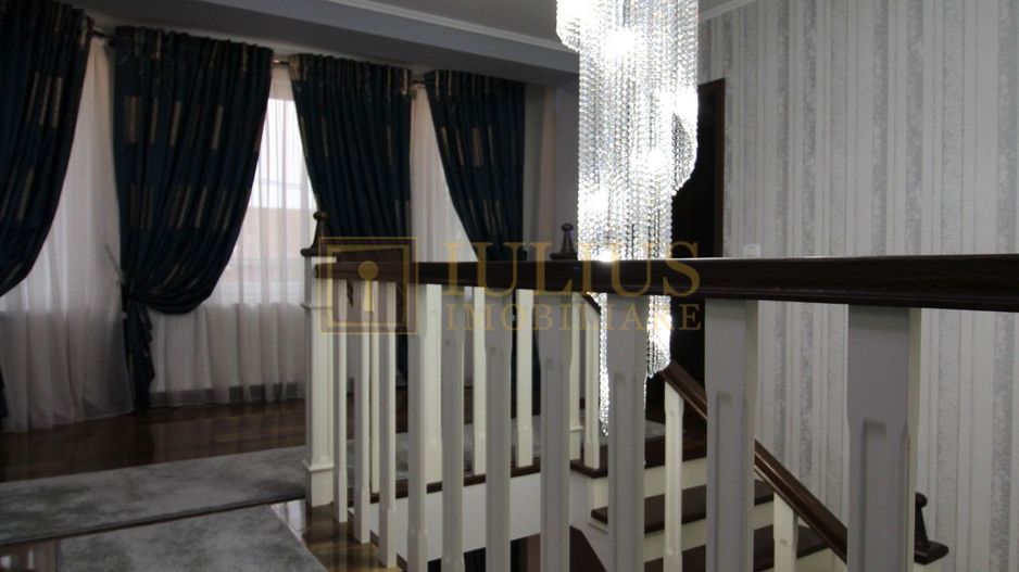 Sat Giroc, ideal pentru diverse afaceri sau pentru locuit. - Poză 24