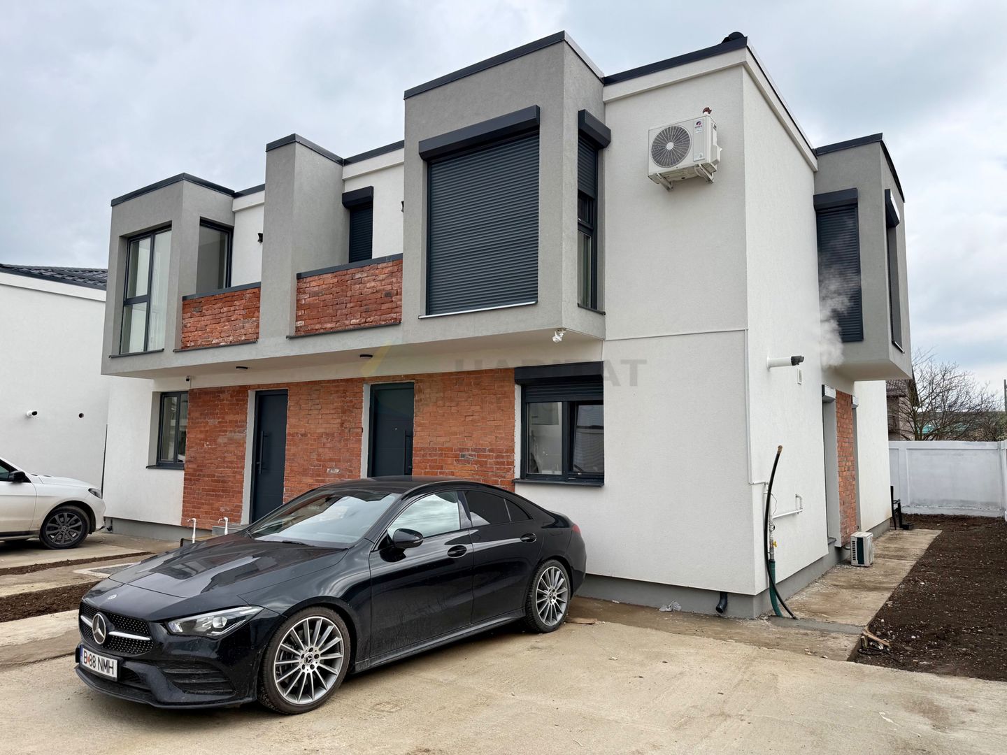 Vilă de închiriat în Tunari – 4 camere | curte proprie | disponibilă imediat - Poză 1