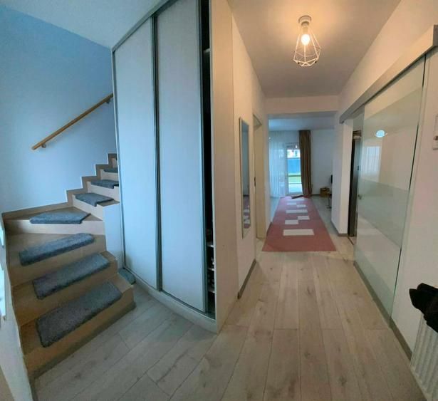 Casa mobilata cu curte de inchiriat - Poză 4