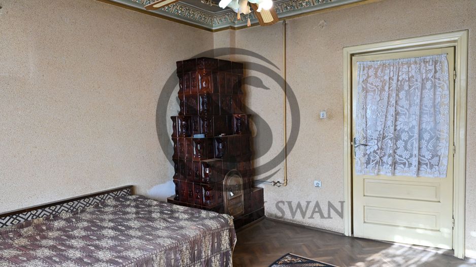 Casa cu 6 camere de vanzare | Zona Ultracentrala, Baicoi | Comision 0% - Poză 10