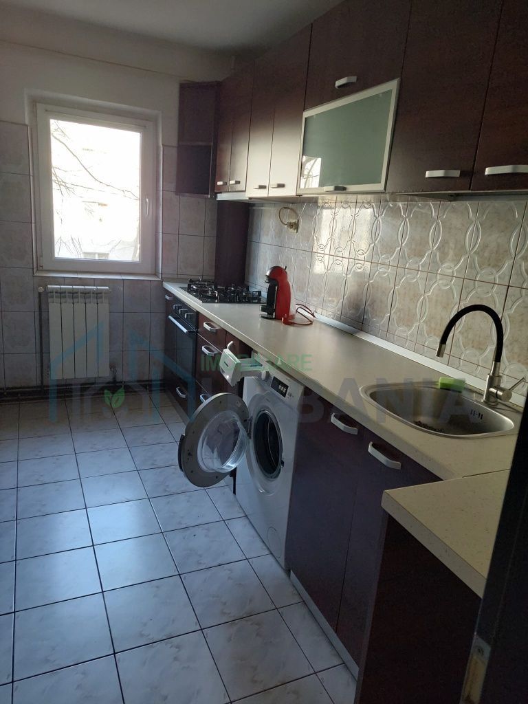 Închiriez apartament - Poză 2