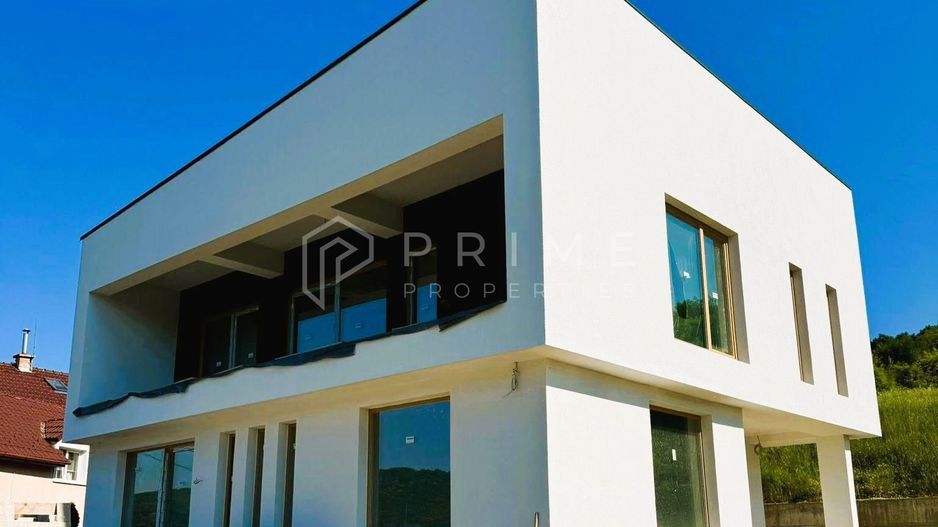 Casă nouă cu arhitectură mediteraneană | Semifinisată | 150 mp utili - Poză 2