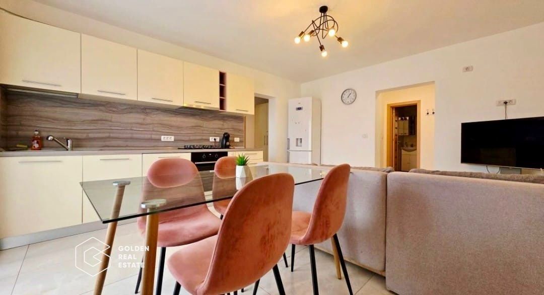 Apartament cu 3 camere,  zon Afi Arad - Poză 1