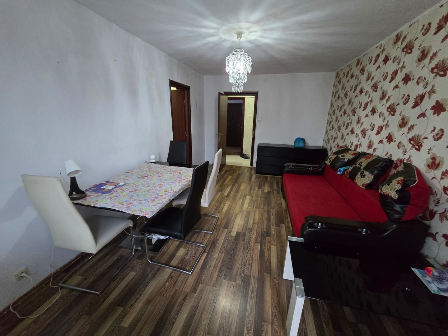 vand apartament 3 camere zona ultracentrala,vedere la Dunare ,etaj 2, - Poză 1