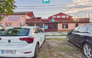 Proprietate impresionantă Sântana - 3500 mp utili - Poză 13