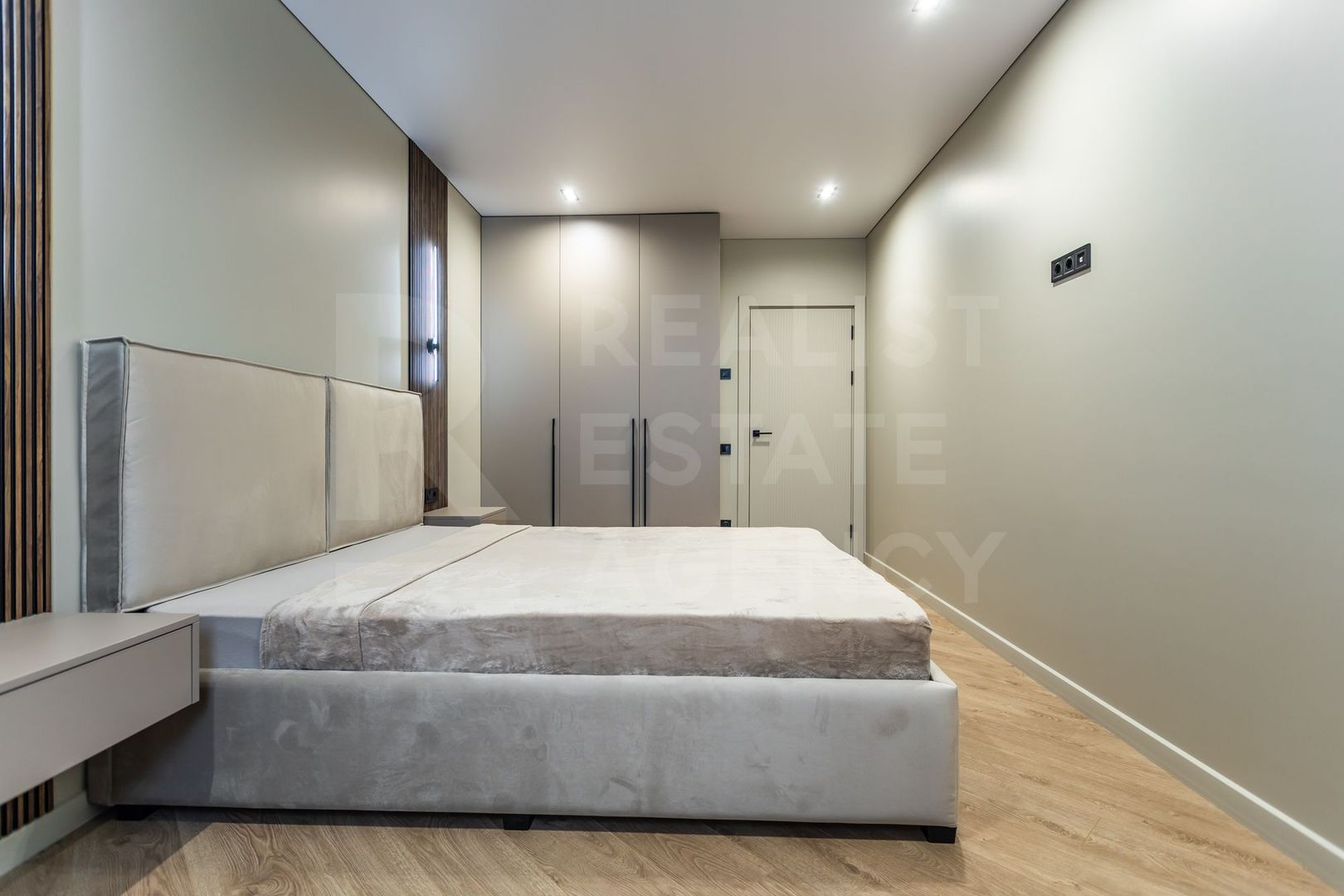 Vânzare, apartament, 3 camere+living, str. Ion Buzdugan, Buiucani - Poză 13