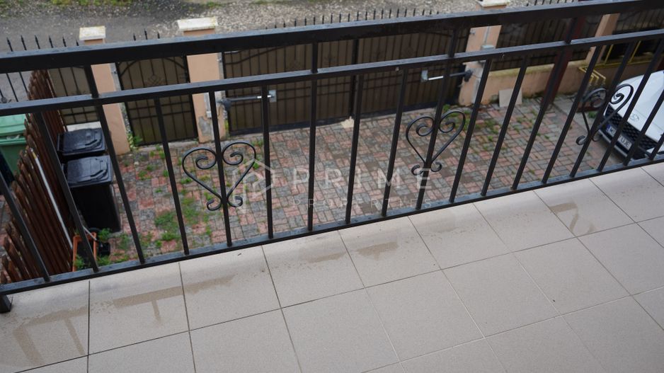 Casă familială spațioasă în zonă liniștită | Sângeorgiu de Mureș | - Poză 18