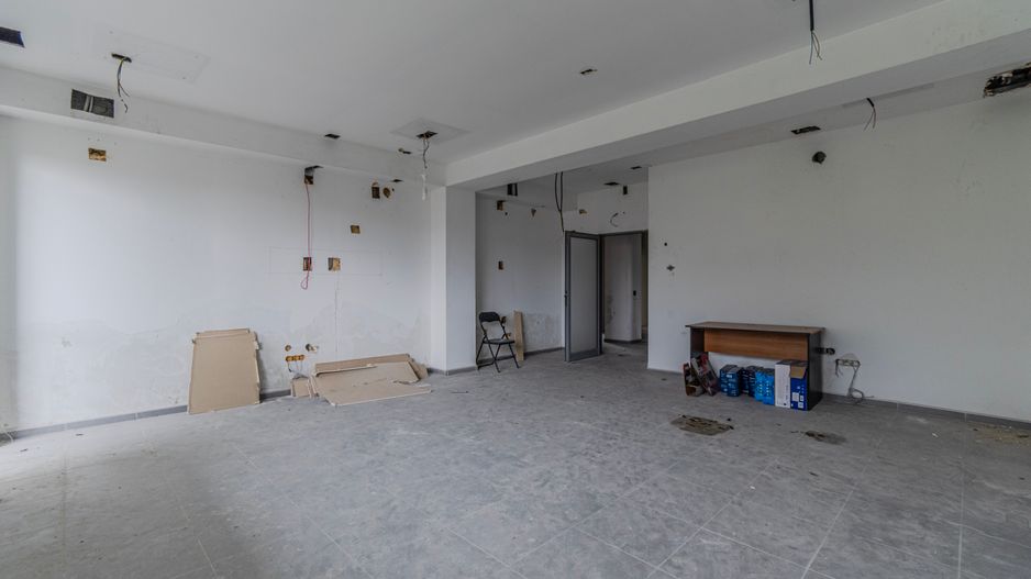 Cladire de 902 mp utili de vânzare, zona Grivitei - DN 13, COMISION 0 - Poză 173