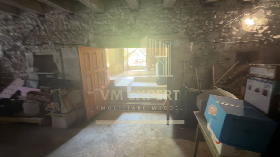 CASĂ 6 CAMERE TEREN 456 MP CENTRU CANPULUNG - Poză 43