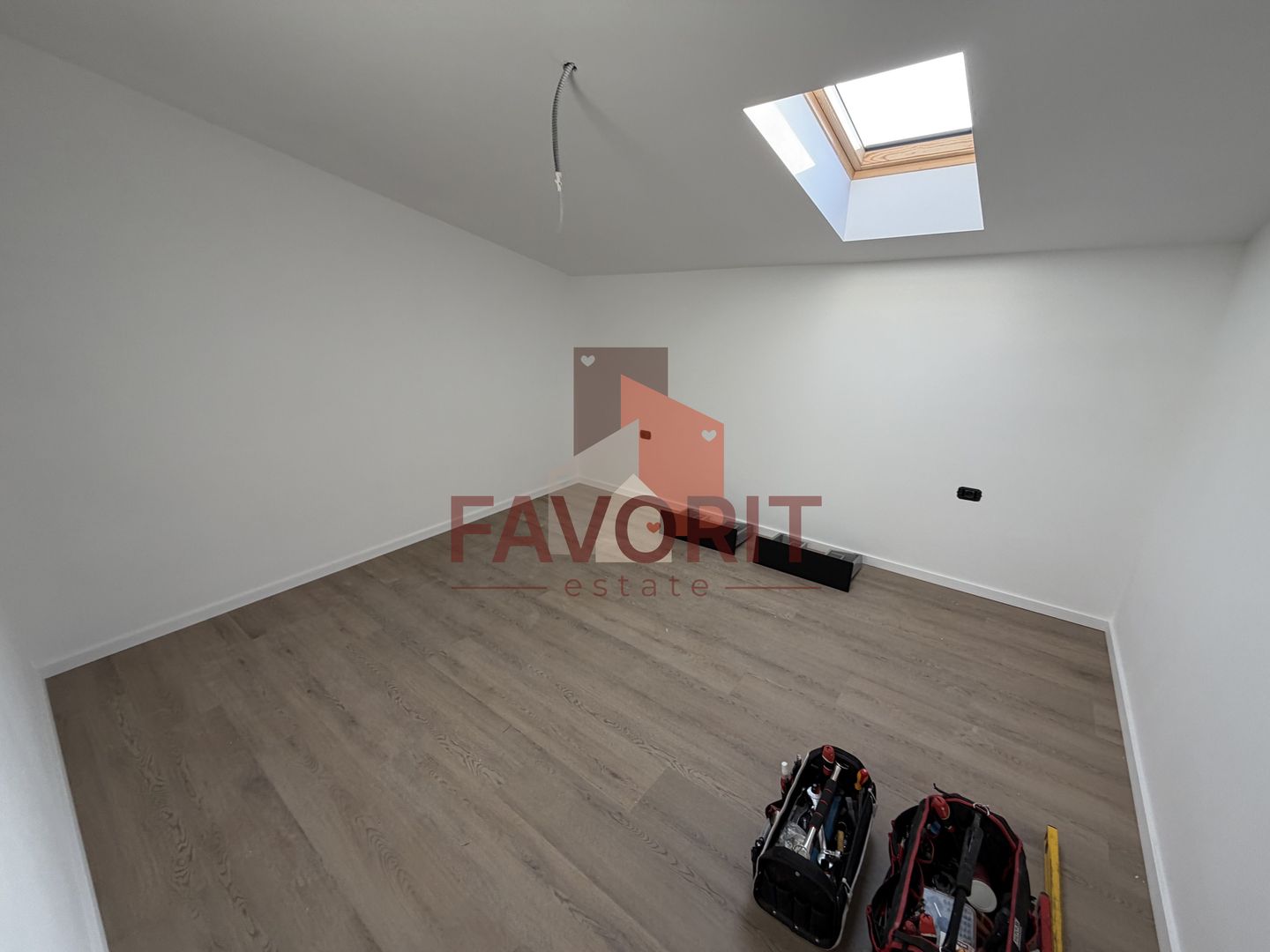 Apartament cu 4 camere pe 2 nivele. 108 mp utili. Comision 0% - Poză 10