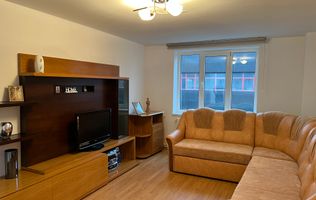 Apartament cu 4 camere, decomandat, 80 mp utili, zonă centrală
