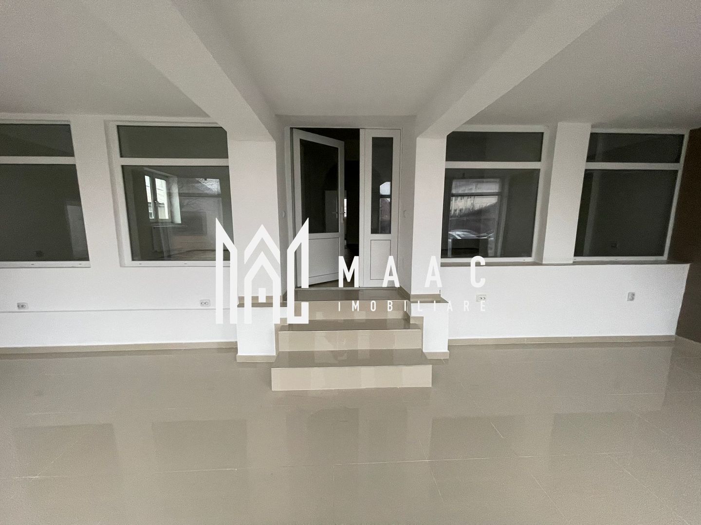 Spațiu Comercial la Cheie I 180 mp I Pianu de Jos I Lângă Terenul de Golf - Poză 3