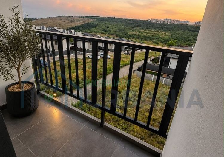 Apartament 3 camere, Rediu - Strada Primăverii, Valea Lupului - Poză 2