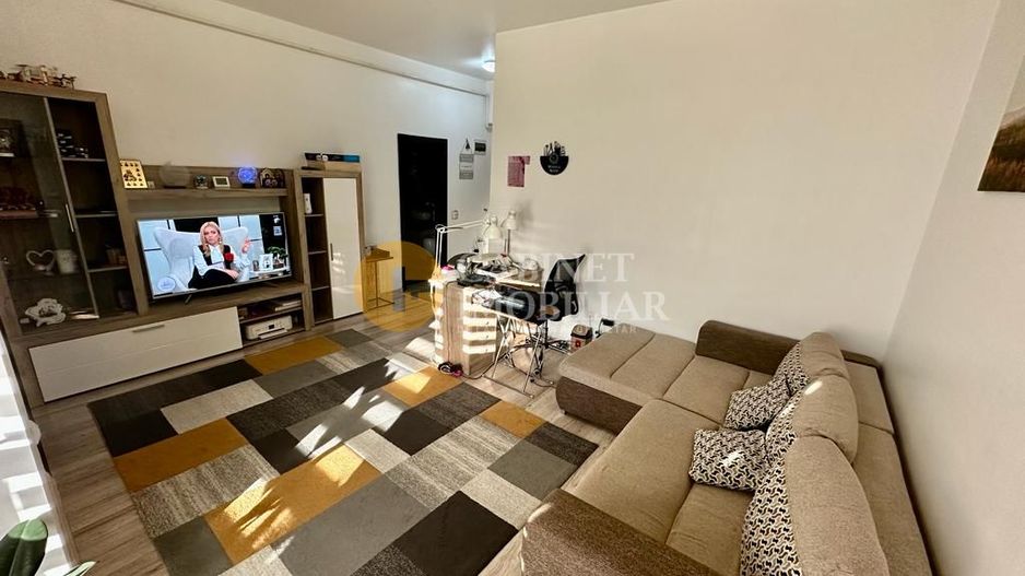 Etaj 1 Apartament Semidecomandat Bloc 2020-Nicolina - Poză 1