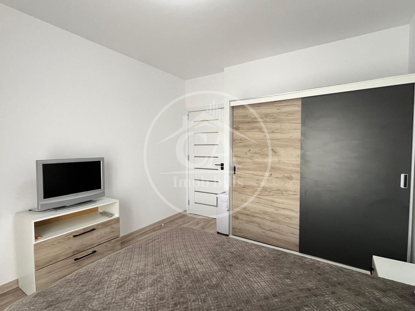 Apartament de închiriat cu 2 camere în zona Nufărul, Oradea - Poză 2