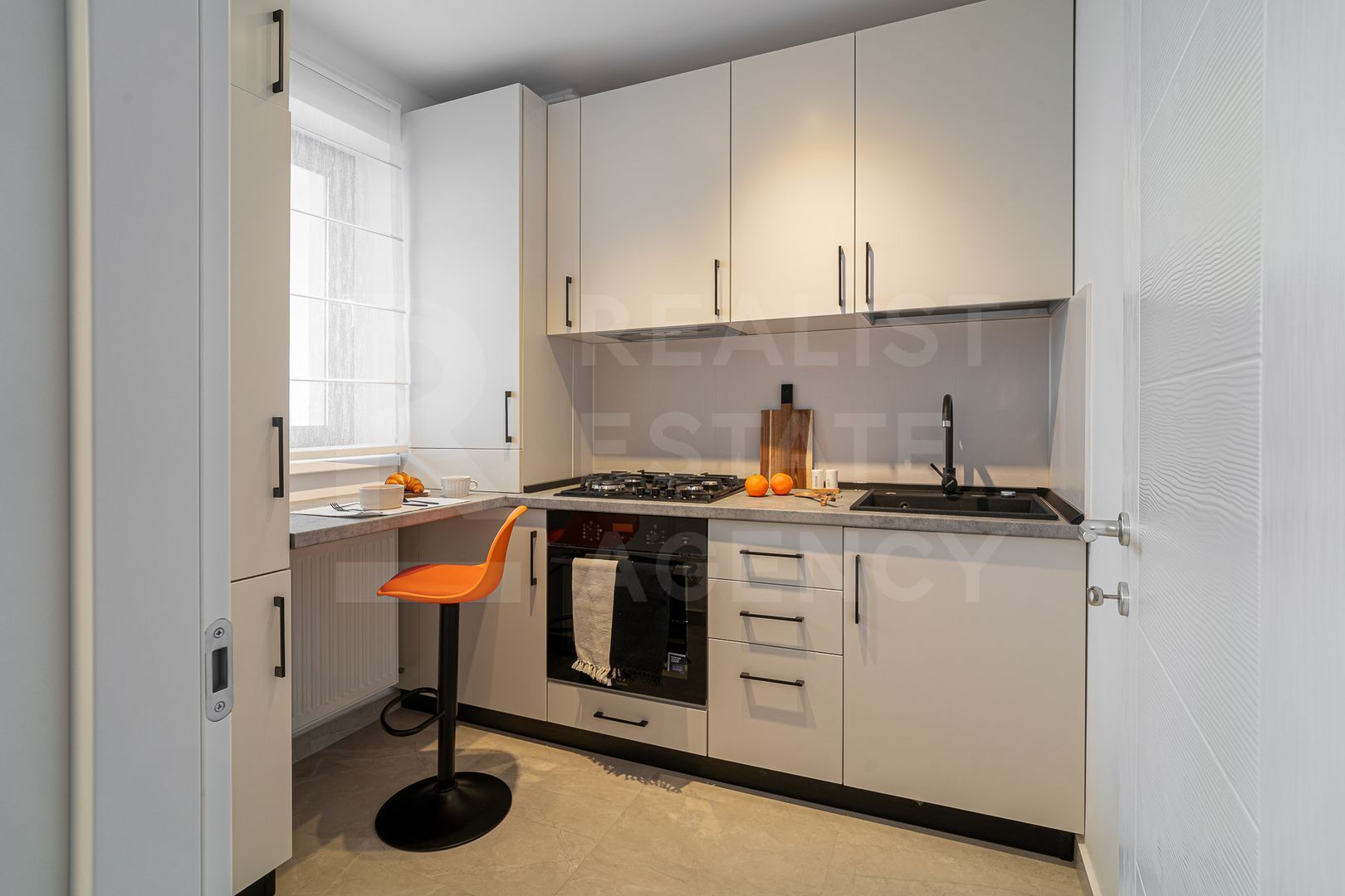 Vânzare, garsonieră, 1 cameră tip 1C, Hils Brauner, București - Poză 9