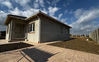 Casa Individuala | Parter + Pod | Asfalt | Finisaje Premium | Statie Transport - Poză 2